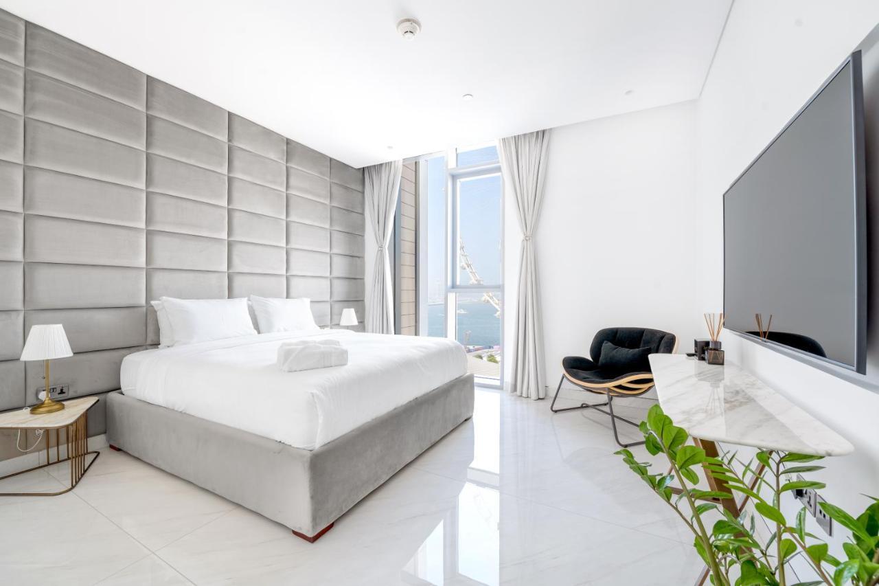 Spectacular 3 Bedroom Condo With Maids Room Facing The Dubai Eye Экстерьер фото