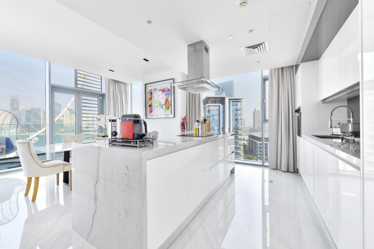 Spectacular 3 Bedroom Condo With Maids Room Facing The Dubai Eye Экстерьер фото